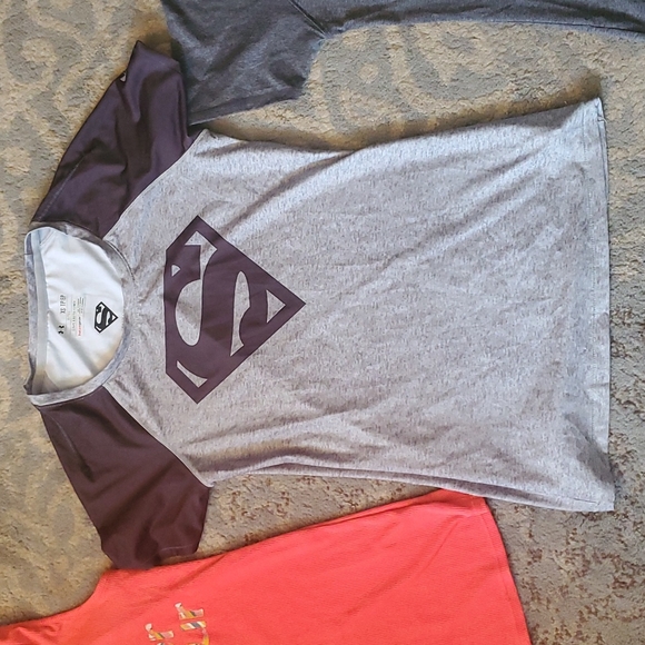 Under armour heatgear top superman - Picture 3 of 7